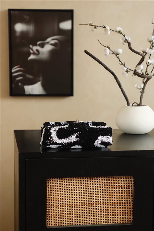 2026131214250811 900